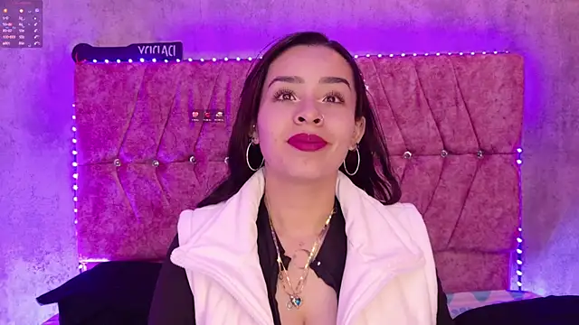 Snapshot of Mia_lopez_1 chatting on May 2026 08:54:01 AM Mia lopez 1 online show from May 2026 08:54:01 AM
