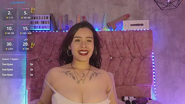 Snapshot of Mia_lopez_1 chatting on June 2026 01:22:01 AM Mia lopez 1 online show from June 2026 01:22:01 AM