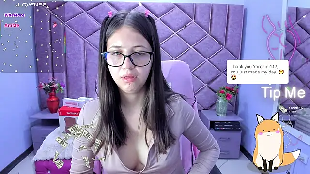 Snapshot of sarah_sweett_ chatting on May 2026 02:46:02 PM sarah sweett online show from May 2026 02:46:02 PM