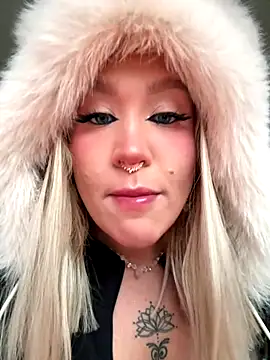 RollDolls online show from December 2025 05:03:02 AM