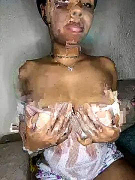 Snapshot of Itanydiorr chatting on December 2025 05:49:02 AM Itanydiorr online show from December 2025 05:49:02 AM