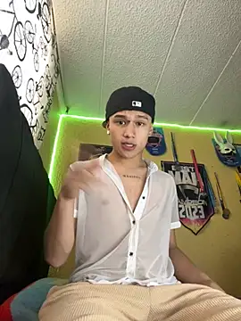 lyan t2 online show from October 2025 07:45:02 PM