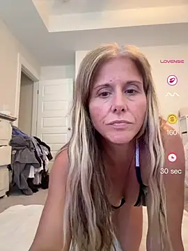 privateplaymilf online show from June 2026 09:06:02 PM
