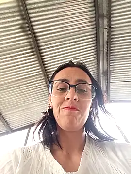 Jade 1-9 online show from June 2026 04:17:02 PM