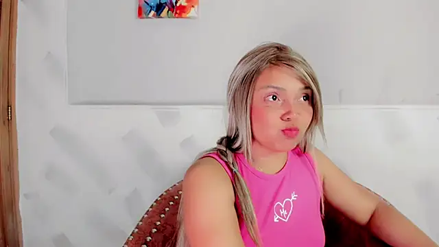 Molly Logan online show from February 2026 08:42:02 PM