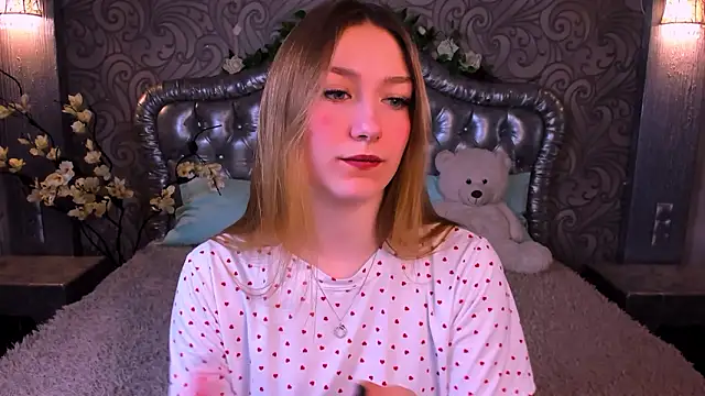 AngelAnabelle online show from January 2026 08:29:01 PM