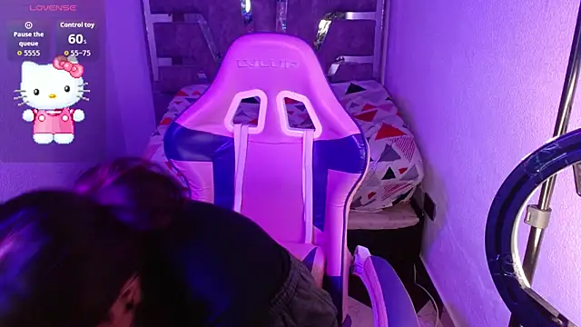 Snapshot of ivoni chatting on November 2025 09:38:02 PM ivoni online show from November 2025 09:38:02 PM