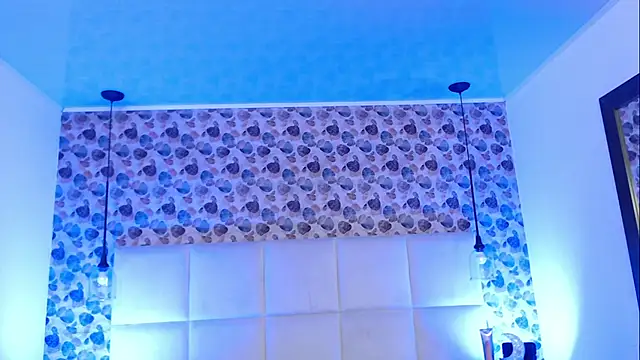 Snapshot of IssisLancaster chatting on October 2025 11:23:02 AM IssisLancaster online show from October 2025 11:23:02 AM