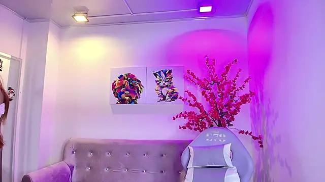 Summer miller online show from January 2026 11:38:02 AM