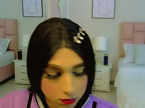 Luna LaFontaine online show from October 2025 12:13:02 PM