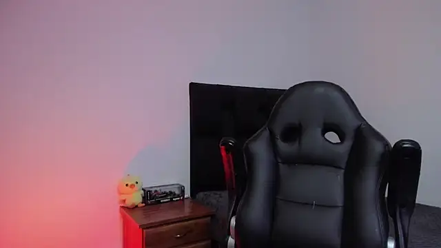 Snapshot of CHRIS_MORGAN1 chatting on October 2025 02:14:01 PM CHRIS MORGAN1 online show from October 2025 02:14:01 PM