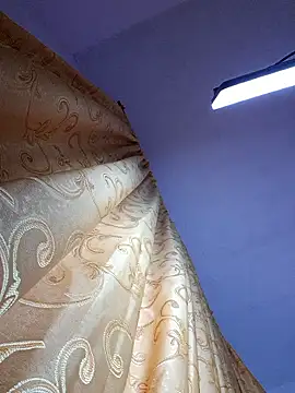 Snapshot of barbie_sweetcol chatting on October 2025 04:42:01 AM barbie sweetcol online show from October 2025 04:42:01 AM