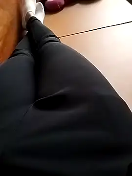 Lili 2love online show from November 2025 12:21:02 AM