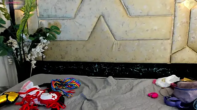 Snapshot of Julieta_Slav3 chatting on May 2026 09:10:02 PM Julieta Slav3 online show from May 2026 09:10:02 PM