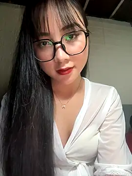 Linh5790 online show from October 2025 02:06:02 PM