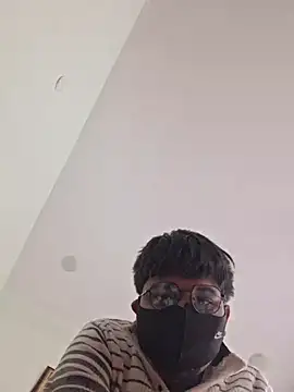 UsurpedThaw online show from November 2025 02:06:02 AM