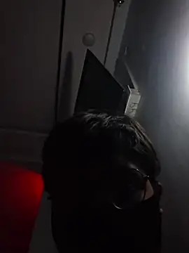 UsurpedThaw online show from November 2025 06:30:02 PM