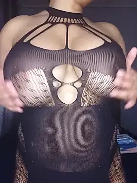 Sultrytits6 online show from July 2026 11:07:01 PM