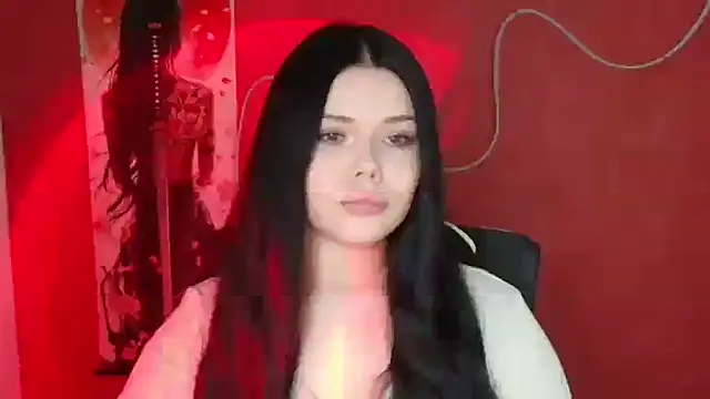 Mona Esty online show from October 2025 06:43:01 PM