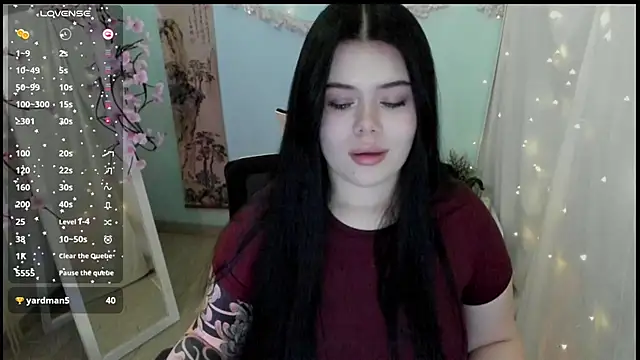 Mona Esty online show from April 2026 06:10:02 AM