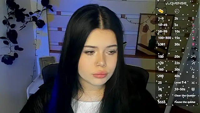 Snapshot of Mona_Esty chatting on June 2026 06:29:02 AM Mona Esty online show from June 2026 06:29:02 AM