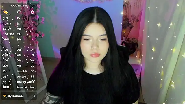 Snapshot of Mona_Esty chatting on July 2026 06:10:01 AM Mona Esty online show from July 2026 06:10:01 AM