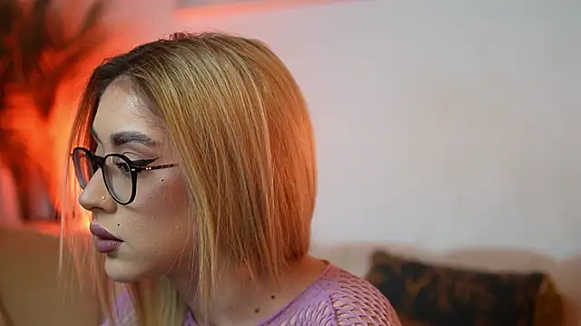 AileenKiss online show from February 2026 09:11:01 PM