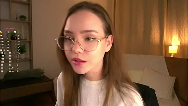 SweetSaraPie online show from March 2026 06:04:02 PM