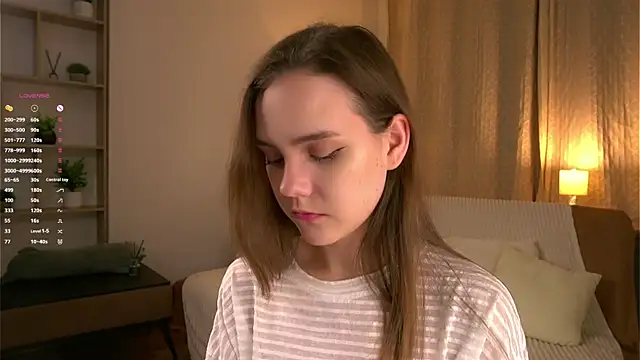 SweetSaraPie online show from March 2026 06:02:02 PM