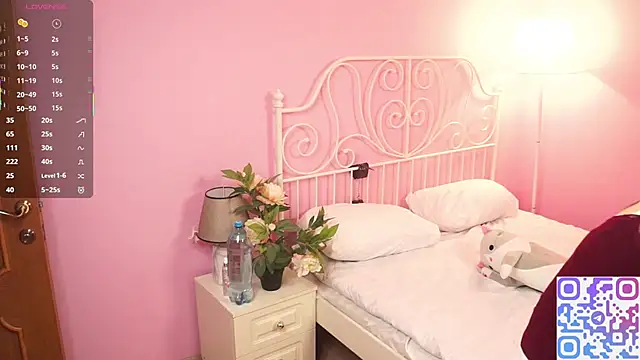 Snapshot of Eva_land chatting on October 2025 06:39:02 AM Eva land online show from October 2025 06:39:02 AM