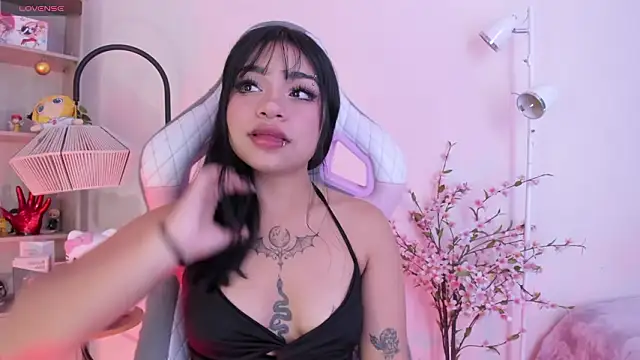 emma soffia online show from February 2026 03:44:02 PM