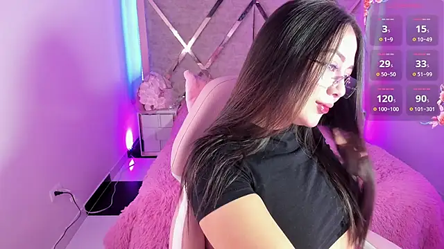 Amaranta Hazel online show from March 2026 03:19:02 PM