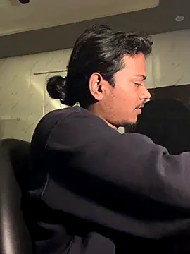 Ujjwallkumar0069 online show from December 2025 03:02:02 AM