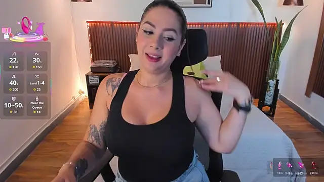 Snapshot of Katty-Paez chatting on October 2025 01:42:02 PM Katty-Paez online show from October 2025 01:42:02 PM