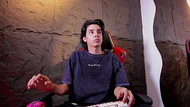 jeycobb online show from March 2026 11:39:02 AM