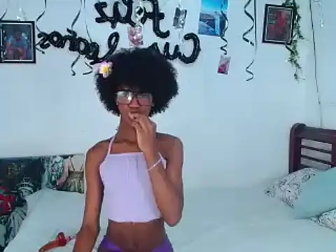 Snapshot of Kiara_valente chatting on October 2025 02:06:02 PM Kiara valente online show from October 2025 02:06:02 PM