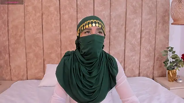  alishaa c online show from October 2025 01:22:01 AM