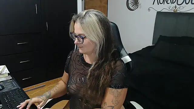 Snapshot of perlagoloza05 chatting on November 2025 03:29:02 AM perlagoloza05 online show from November 2025 03:29:02 AM