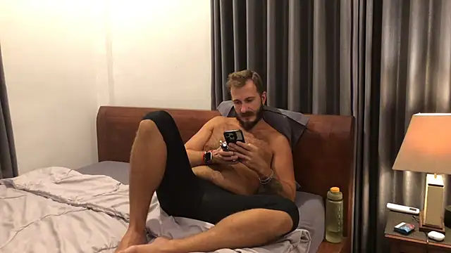 mrmaxiy online show from March 2026 11:28:02 AM