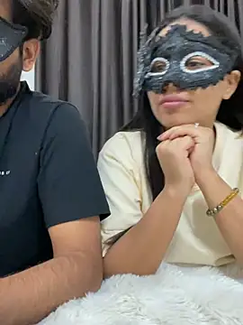 vickyandtania online show from January 2026 04:44:01 PM