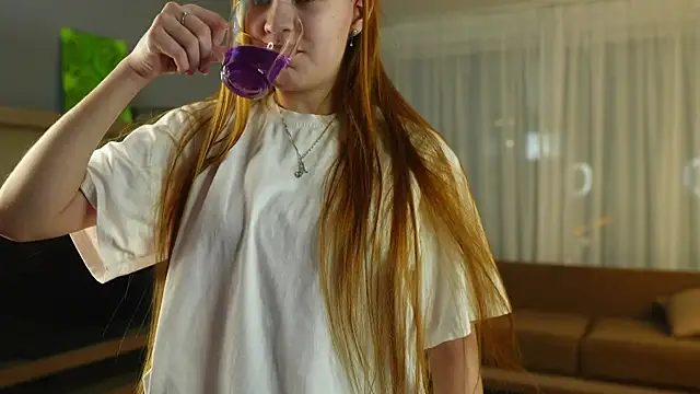 MarindaRuud online show from November 2025 12:16:02 PM