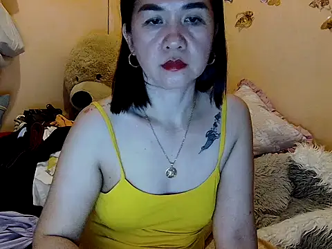 KissHott online show from February 2026 01:36:02 PM