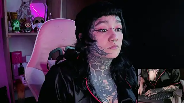 persefoneunderworld666 online show from October 2025 01:43:02 PM