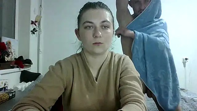 Twolatte1520 online show from April 2026 07:16:01 PM