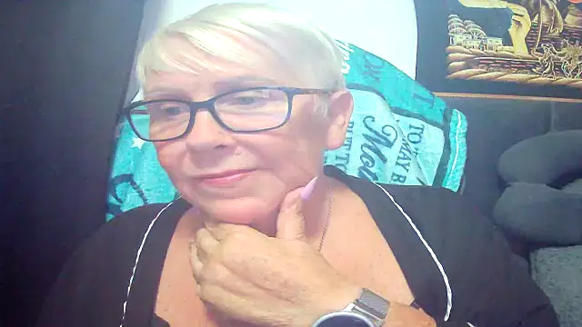 Playful MILF Demi online show from July 2026 11:03:01 PM