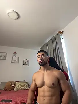 Snapshot of Ezzio_Scolaro chatting on November 2025 11:21:02 AM Ezzio Scolaro online show from November 2025 11:21:02 AM