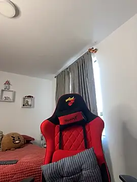 Snapshot of Ezzio_Scolaro chatting on November 2025 12:09:02 PM Ezzio Scolaro online show from November 2025 12:09:02 PM