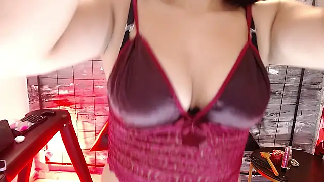 Snapshot of Lily_Walker chatting on October 2025 12:38:01 PM Lily Walker online show from October 2025 12:38:01 PM