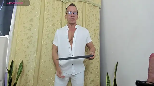  axelking  online show from June 2026 11:49:02 AM