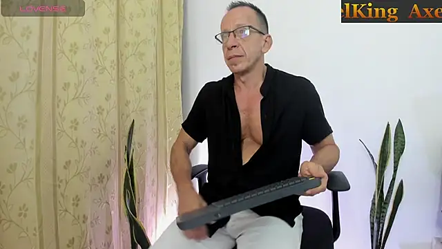 axelking  online show from July 2026 11:52:01 AM